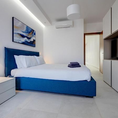 Deluxe Apartment With Valletta And Harbour Views Sliema Exteriör bild
