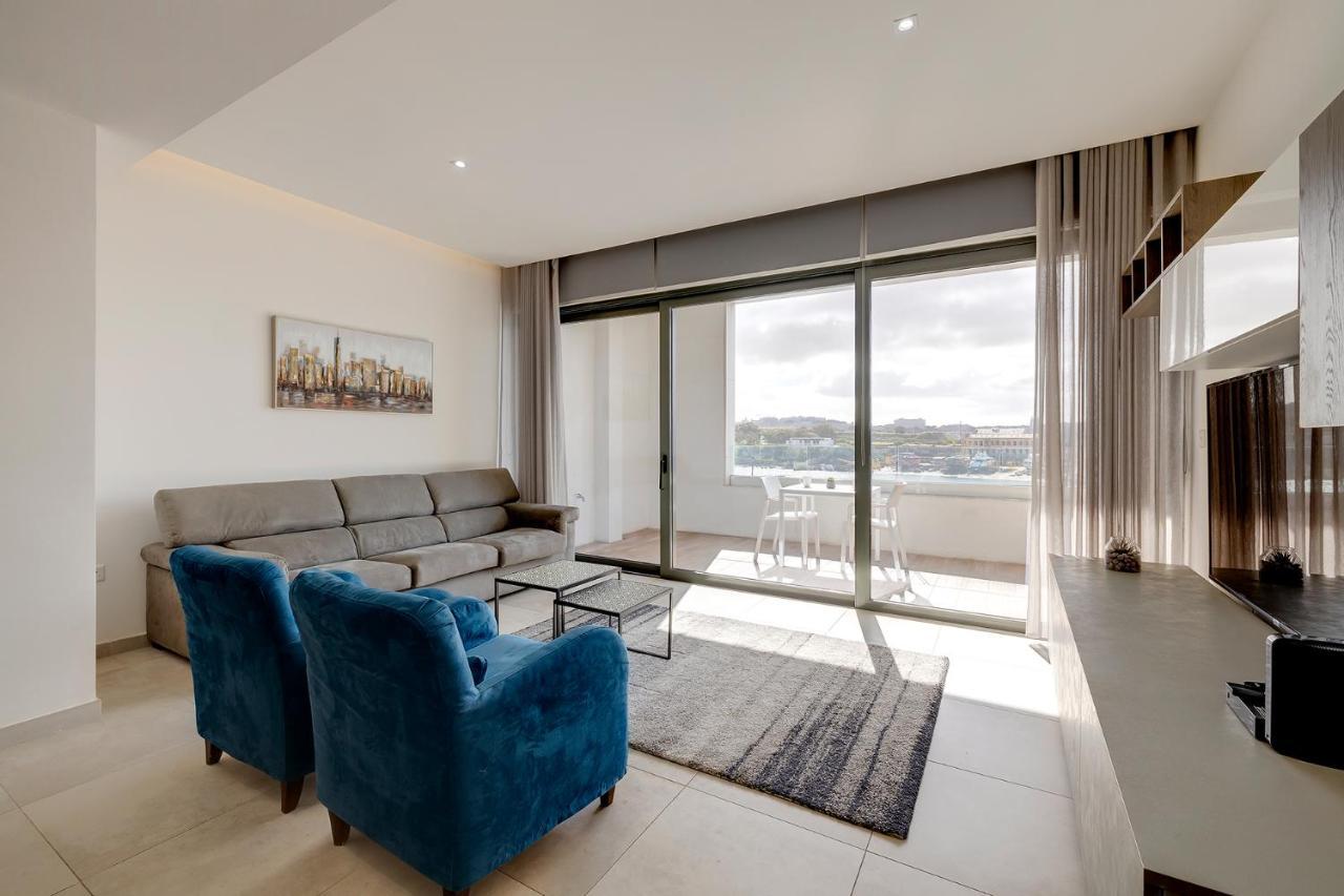 Deluxe Apartment With Valletta And Harbour Views Sliema Exteriör bild